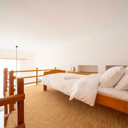 Spacious 4 Bedroom 2 Bathrooms * Βουδαπέστη